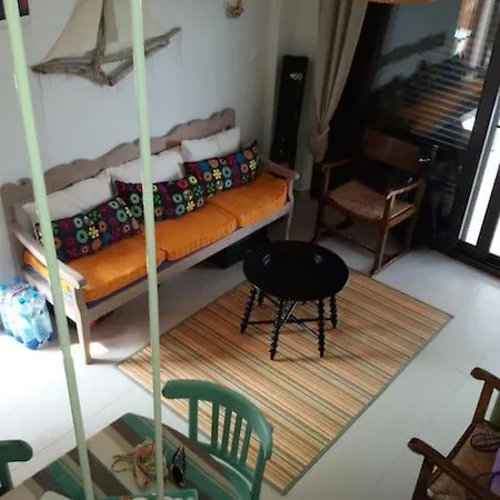 Maya's House At Sani Case de vacanță