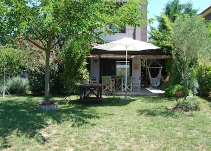Maya's House At Sani *