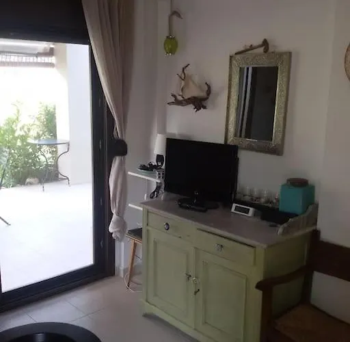 Maya's House At Sani
